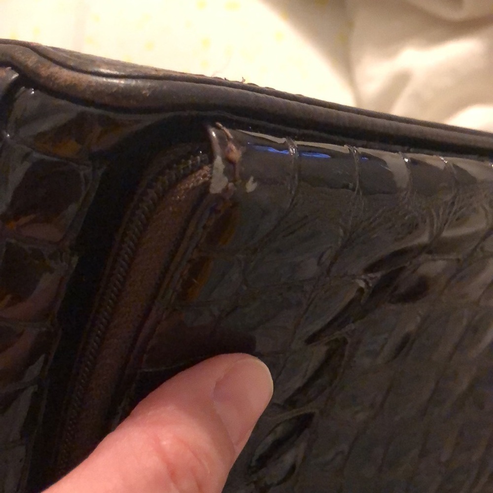 Brighton brown/bronze patent leather organizer - Picture 10 of 12